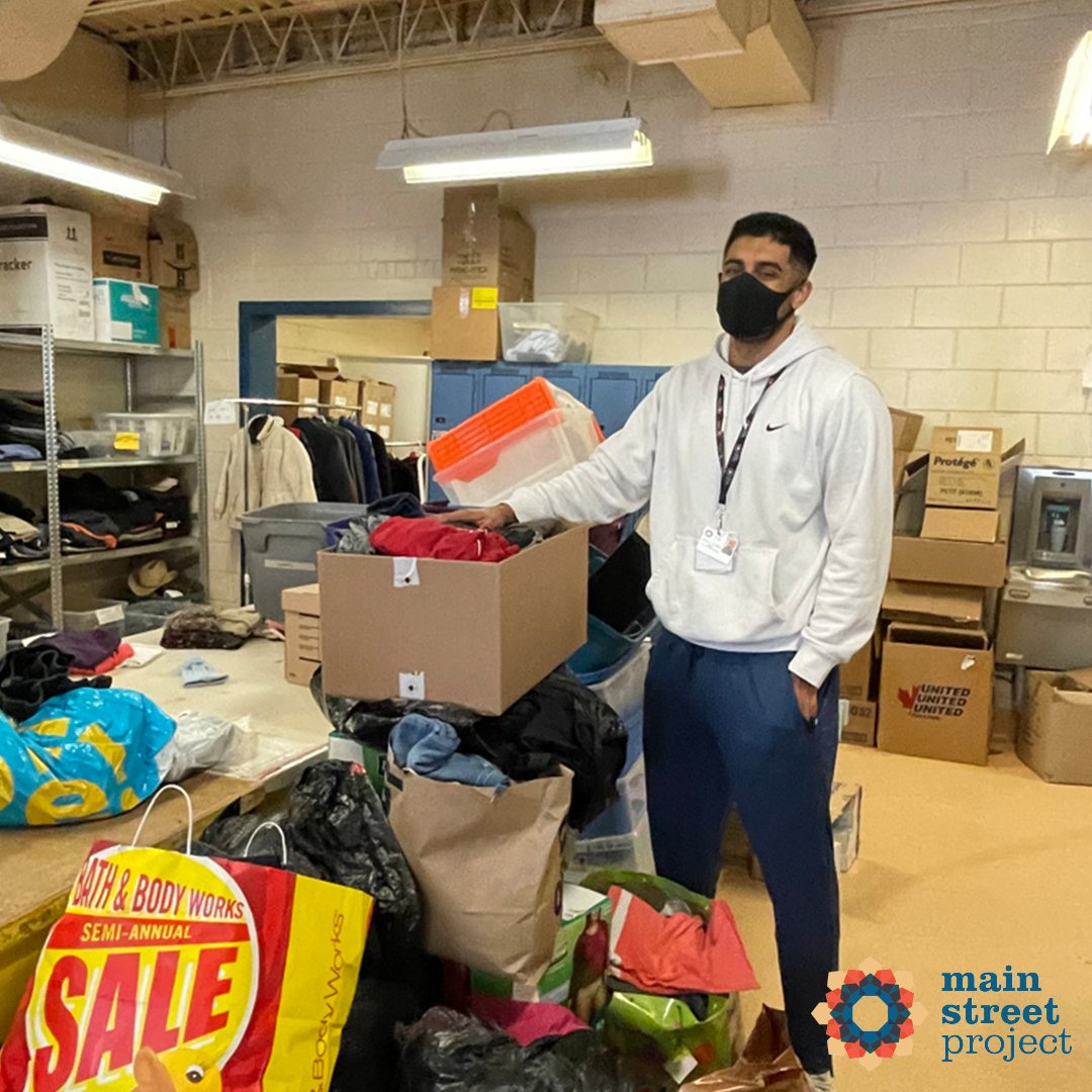MainStProject's tweet photo. Thank you Attack Basketball for participating in our #WPGclothingdrive and donating over 150 lb (!!!) of clothing donations during your Saturday game day this past weekend.
#MSPBuildingStability #WPGStorm https://t.co/fI41dCxBrS