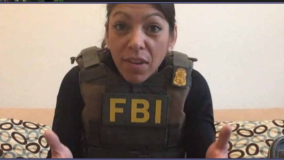 CSE_Counselors's tweet photo. What an empowering career week presentation by FBI Special Agent Mann! We were so honored to have you speak with our students this morning and sharing your passion to inspire us to follow our dreams!
@FBIHouston https://t.co/H7Zfw5thU6