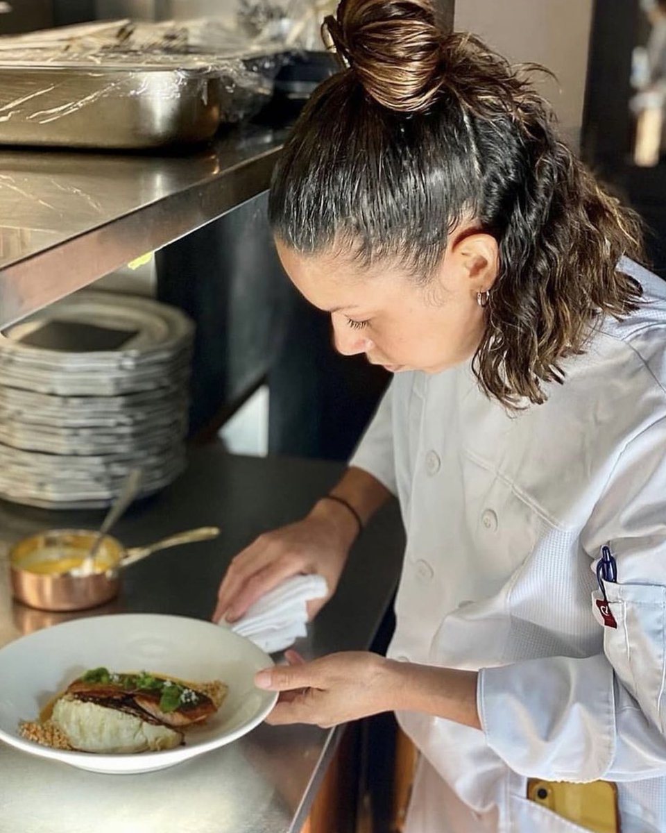 We’re continuing the conversation on soul food this week on Setting the Table <a href="/whetstoneradio/">Whetstone Radio Collective</a> by talking about where it goes from here, and chatting with <a href="/ACs_kitchen/">Adrienne Cheatham</a> about why you can’t talk about American food without talking about Black food. 

podcasts.apple.com/us/podcast/set…