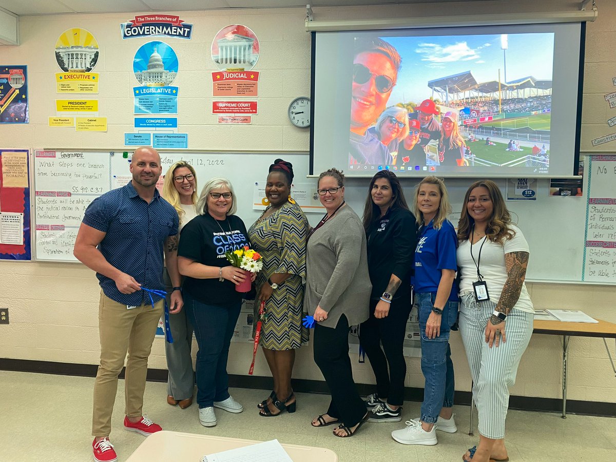 Congratulations to <a href="/DHSHappenings/">Deltona High School Happenings</a> Social Studies TOTY, Mrs. Kelley Daly! 

You commitment to our students doesn’t go unnoticed and congratulations on this well deserved recognition. 👊🏼

<a href="/daly_kelley/">Kelley Daly</a>
