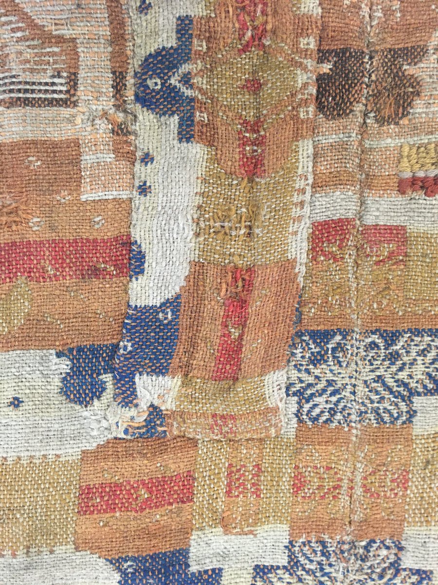 wyldtextiles's tweet photo. Colourful, reversible #doubleweave wool textiles from 18th-19th century lowland Scotland. Referred to as 'Scotch carpets', they are common in historic inventories but few survive today as they were often used to destruction #weaving #TextileTuesday #textiles https://t.co/08VG2B0UOJ