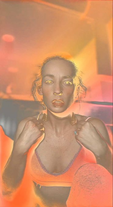 Fuck it I just wanna have my titties out tbh https://t.co/xL7cjXvdRz