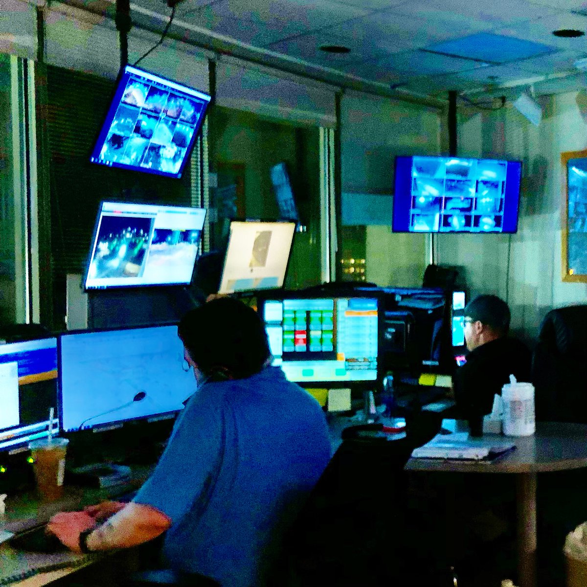 UNCAirCare's tweet photo. Flightwatch is our 24/7/365 communications & dispatch center. They control the air & ground operations, as well as the helipads at UNC Chapel Hill.
#telecommunicatorsweek #communications #hailingfrequenciesopen #healthcare #criticalcare #uncaircare #carolinaaircare #oneunchealth https://t.co/LAXRwxyX1r