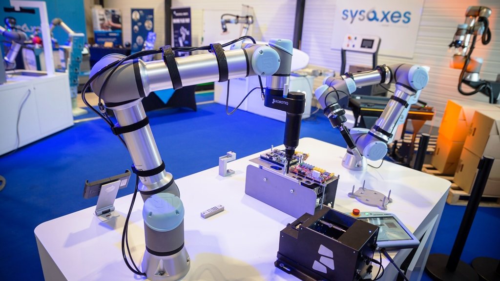 paysmontbeliard's tweet photo. #MONAgglo #PaysdeMontbeliard
🦾 L'entreprise Sysaxes, sur Technoland 2, participera au Salon de l'Industrie de Paris, le mois prochain.
📰 Découvrez cette entreprise spécialisée dans les cobots dans le MONAgglo de printemps ⤵
https://t.co/MqW2LCuIKP https://t.co/B8jLUFY8Bx