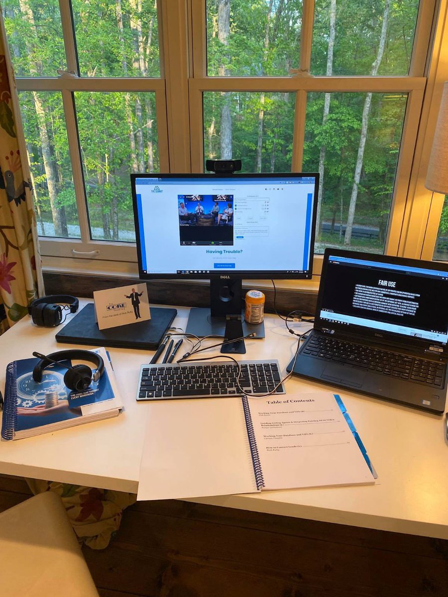 MarcRobbert7's tweet image. Choice is greater than effort Life is like that. A lifetime of multiple choice questions. Some choose to be comfortable, some choose to work, some choose to start their own business, their own destiny in their own hands, their own choice. #bitcoin  #NFT