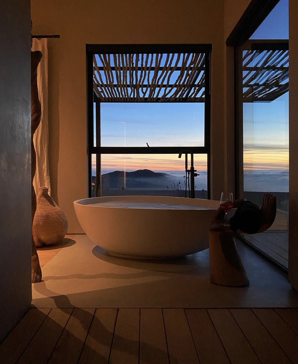 Ready for sunset soak 🌅 🛁