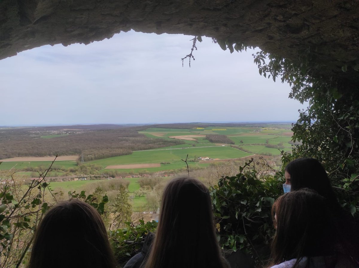 ClgCpe's tweet photo. Après un repas au soleil, nous avons terminé cette journée au #FortPélissier par une visite atypique 😎

Recoins, souterrains et passages secrets pour découvrir la vie du fort❗️

Encore un grand merci à l’équipe #EcoleOuverte et bonnes vacances à tous ! https://t.co/IjZXWBXIHT