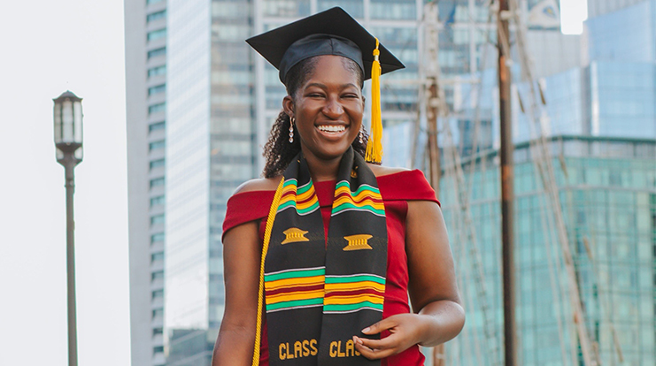 MCPHSMPH's tweet photo. Maame Esi Adu-Asah is an alum of MCPHS’s Bachelor of Science in Premedical &amp; Health Studies ‘20 and a candidate for Master of Public Health ’22. Maame Esi works full-time at Dana-Farber Cancer Institute as she prepares her application for medical school.
https://t.co/e73MWM2mbI https://t.co/s14f7wQlEb