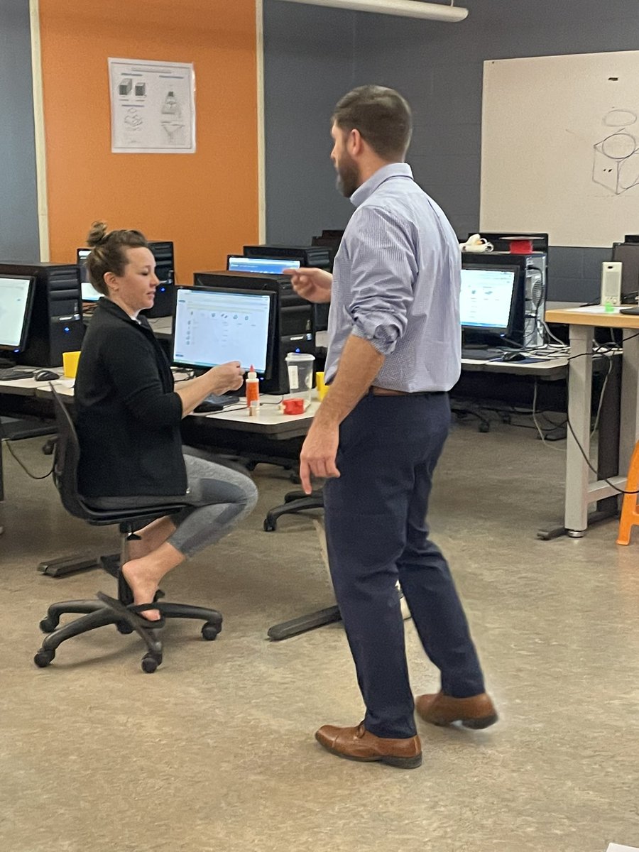 NewCastleAreaSD's tweet photo. Happening Now: Adults from @ChildrensPgh @PsychWestern @WestMiddlesexSD @EduPartnership @MTLSD and Sister Thea Bowman @mattsmakerspace  learning how to use #makerlearning tools. #3Dprinting #laserengraver #tshirtmaking and more. #NCASDMakes @MakerEdOrg https://t.co/GhIs4oUy8B
