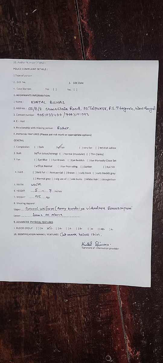 niludas87's tweet photo. @IRCTCofficial 
One missing boy Dhrubajyoti biswas is traveling in 21.44/D-1,Kalka Mail(Train No:12311).If you identify this boy please contact his father Mr Kuntal Biswas at(9051033400/7003191073) or Mr surajit Majumdar (9830342913). https://t.co/6lfRC2HqVJ