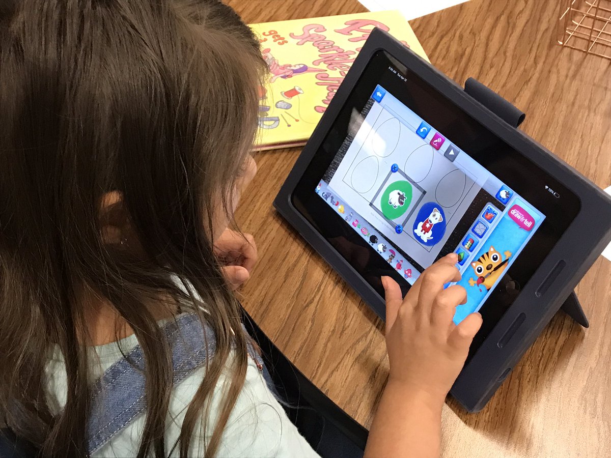 jsolnekfrazier's tweet photo. One of the reasons I love hanging in the library with @MrsAshaCaldwell so much- getting to PEEP ๏ฟฝ๏ฟฝ in on some amazing #TechIntegration lessons. Partnering w. your LMS is a great way to collaborate on those #TechTEKS! #DigitalLISD #LISDlib @RockbrookES https://t.co/6kBITBap51