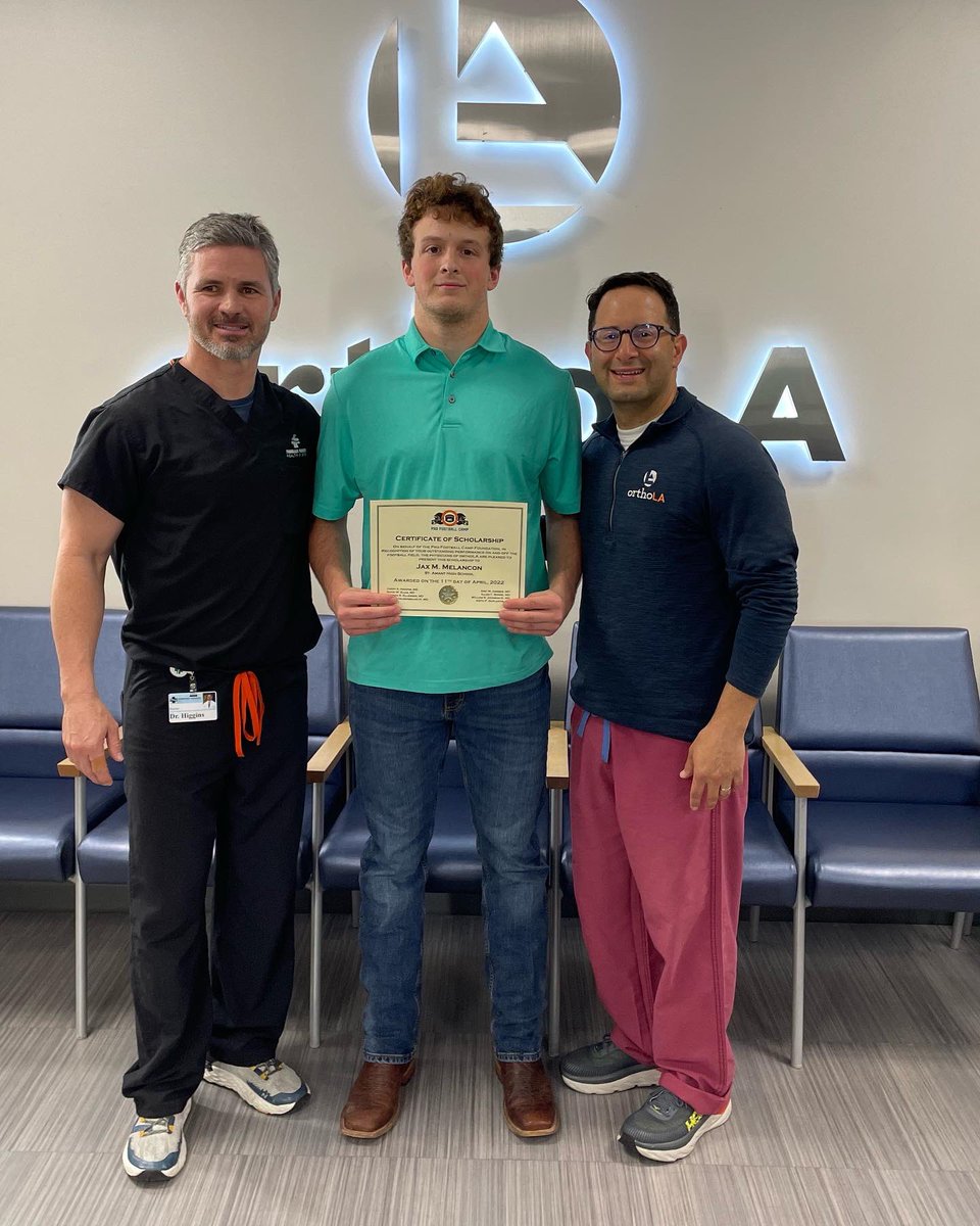 Pro Football Camp tweet media