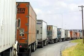 CNAgropecuario's tweet photo. Los retrasos ocasionados por el refuerzo en las inspecciones de seguridad impuestas por el Gobernador de Texas #GregAbbott en los puertos fronterizos están ocasionando grandes pérdidas para el sector Agroalimentario, reiteramos como #CNA colaborar con el @GobiernoMX. https://t.co/vZXtSCw0im