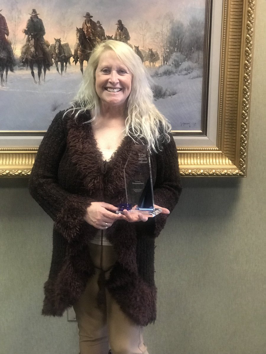 Homestead_Bank's tweet image. Anita, MLO in Cozad, was awarded for being a Top Producer for Windsor Mortgage. This is for exemplary results and outstanding performance.

Congratulations, Anita. Job well done!
