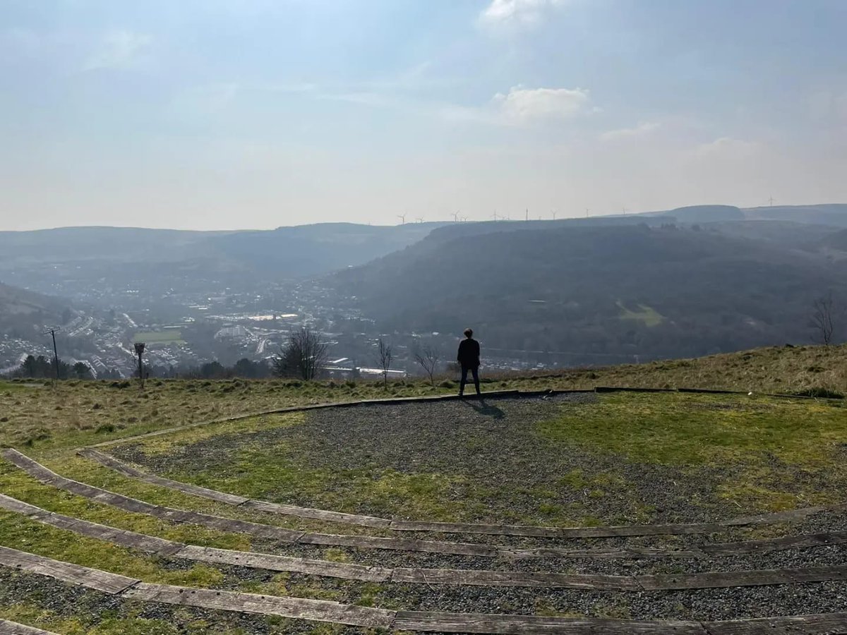 HeritageFundCYM's tweet photo. Sut fyddech chi'n gwario £10,000 i £250,000 ar #Prosiect #Treftadaeth yn Rhondda Cynon Taf? Mae gan ein cydweithiwr Cathryn dri slot ar gael ar gyfer sesiwn #Cyngor Rhithwir wythnos nesaf. Beth am ddod i siarad â hi? 👉

https://t.co/Q14A6xMcd6 https://t.co/FqrQbM0Dnb