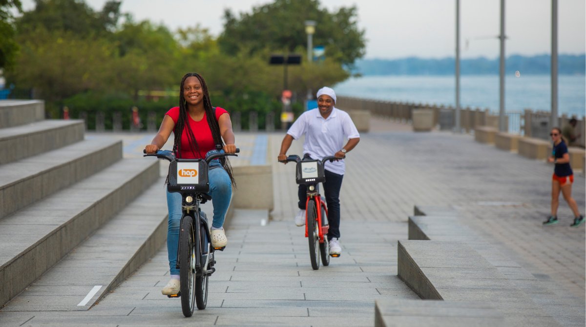 MoGoDetroit's tweet photo. Spring looks like it's finally here! Go outside, get some fresh air, and take in the sunshine on this gorgeous day!
#MoGo #MetroDetroit #BikeMore #Detroit #RideMoGo https://t.co/AkvGlSTzAf