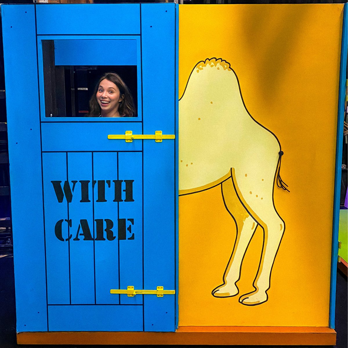 The cast have mixed things up a bit! Introducing Penny as Camel!🐪

Speaking of camels, we've got the hump because tomorrow is the last day of tour!😭

Still some tickets available for <a href="/Staff_Gatehouse/">Gatehouse Theatre</a>, catch us before it's too late!👀

🎟dearzoolive.com🎟
#DearZooLive