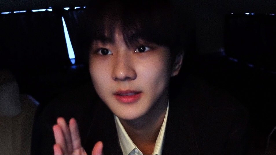 jungwonpic tweet picture