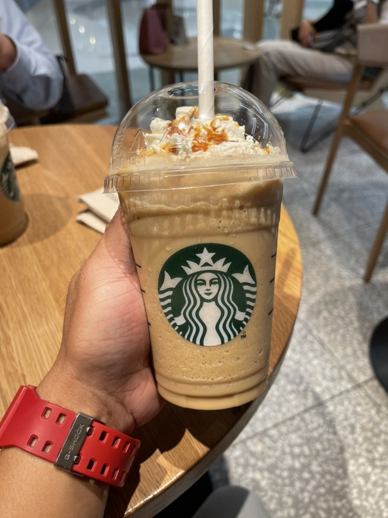 stevendere61's tweet photo. Coffee date! ๐
#burjuman #collegebestfriend #dayoff https://t.co/A1ts0M1lMO