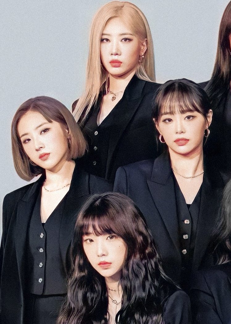 haseulsource's tweet photo. i bet you stopped scrolling https://t.co/EXcPtro9a8