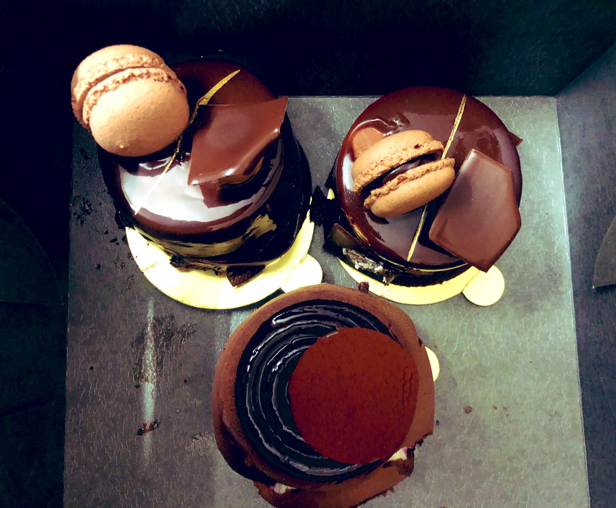 PallaviBalhotra's tweet photo. Today’s special: mutton curry &amp; rice followed by chocolate and cherry pastry.. #notcountingcalories  #dinner #tuesdayvibe #food https://t.co/W4du29z1J4