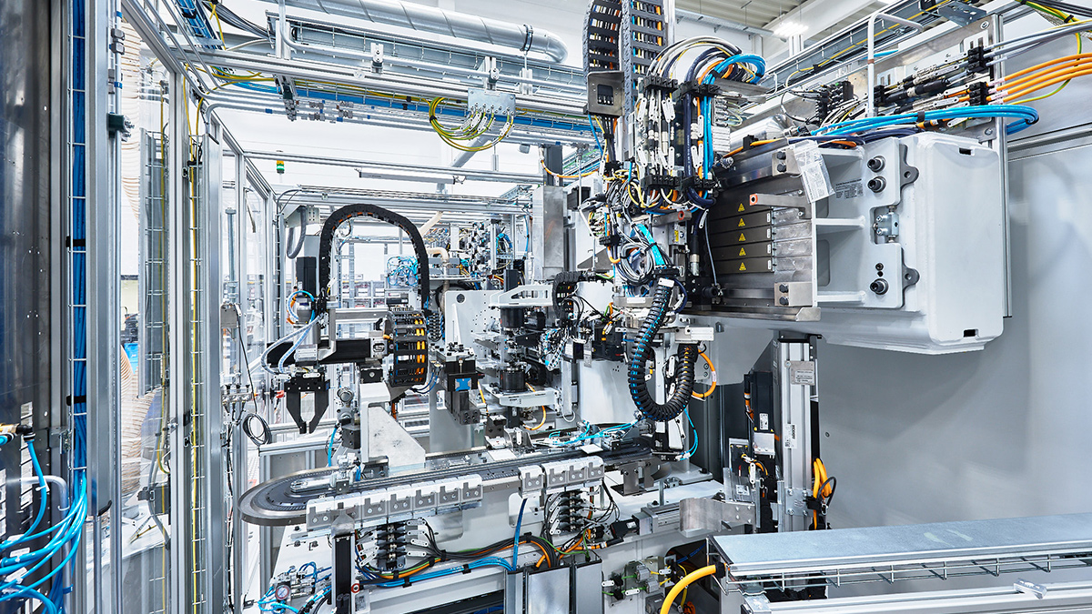 BeckhoffUSA's tweet photo. ICYMI: As a top machine builder for auto manufacturing, GROB depends on EtherCAT and PC-based #automation for its #EV production systems. | Read more: https://t.co/GZI6e5PMec
#Beckhoff #ElectricVehicles #Electromobility #Automotive #NewAutomationTechnology #EtherCAT #XTS https://t.co/tfLjcaJP1P