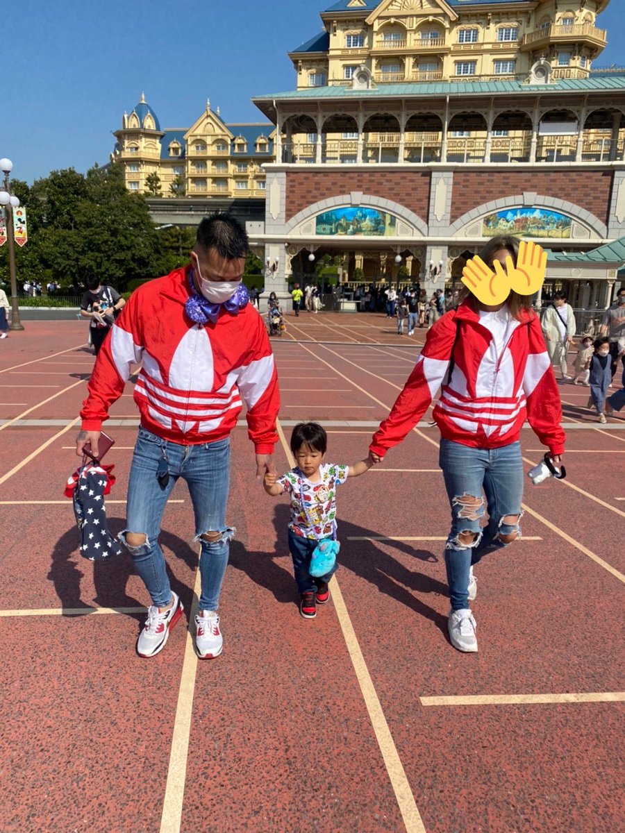 asami___07's tweet photo. 桜虎の誕生日ディズニー+ディズニーデビュー🐭❤️ https://t.co/wWEYMxOJaY