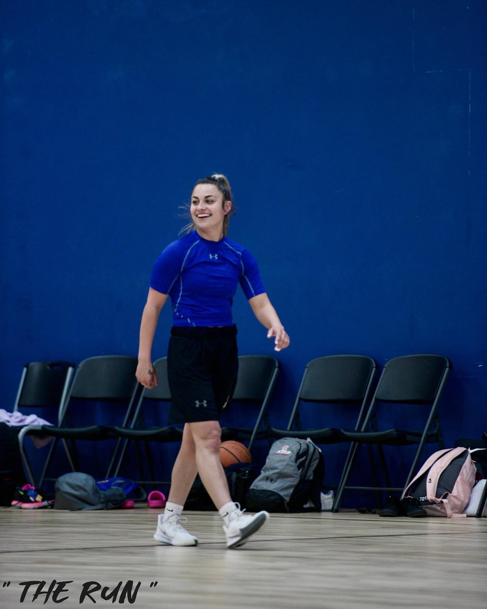 therunevent tweet media