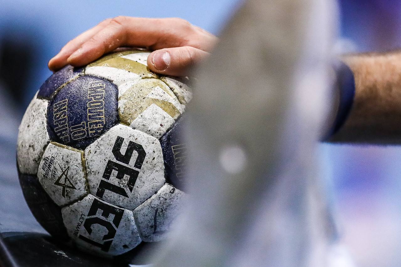 Champions league handball hi-res stock photography and images - Alamy