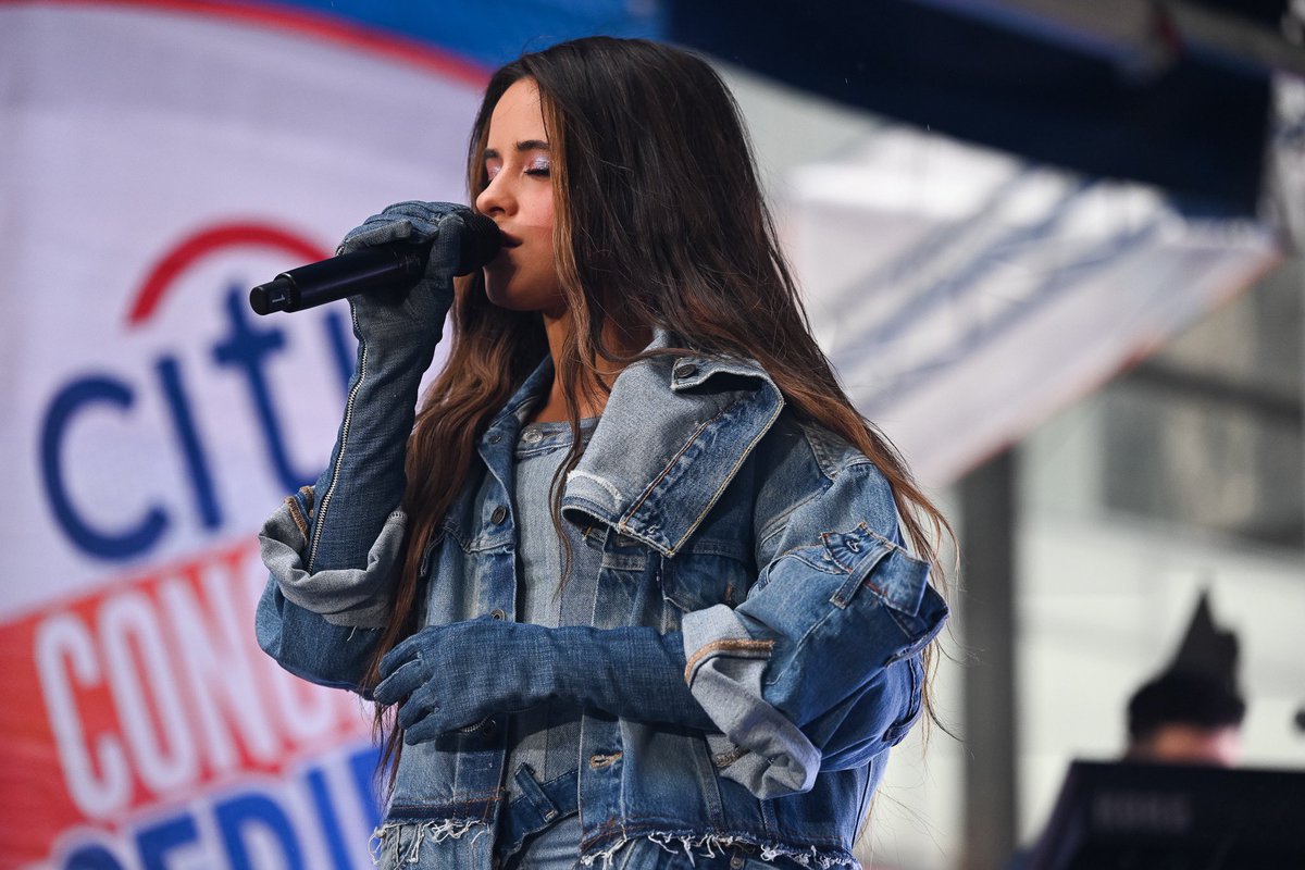 TODAYshow's tweet photo. ICYMI: @Camila_Cabello rocked the plaza this morning!  🎤🎶 #CamilaCabelloTODAY @Citibank https://t.co/wQBqIQOTK6