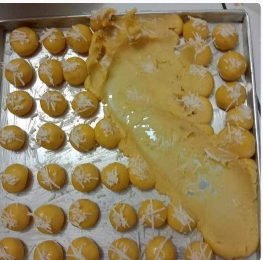 #صوره_من_فطورك
سويت كرات البطاطس وتوطاها اخوي ماشافها

سوالي هل يجوز قتتتله؟؟