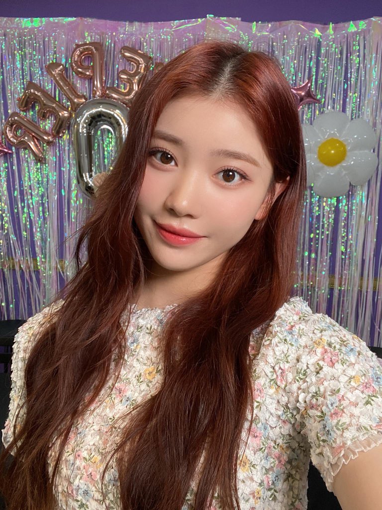 xiaotspace's tweet image. happy 100th day

#沈小婷 #션샤오팅 #XIAOTING