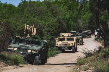 First Bus of Illegal Immigrants from Texas Dropped Off Blocks Away from U.S. Capitol  FQJyRp4XIAoM0P0?format=jpg&name=360x360