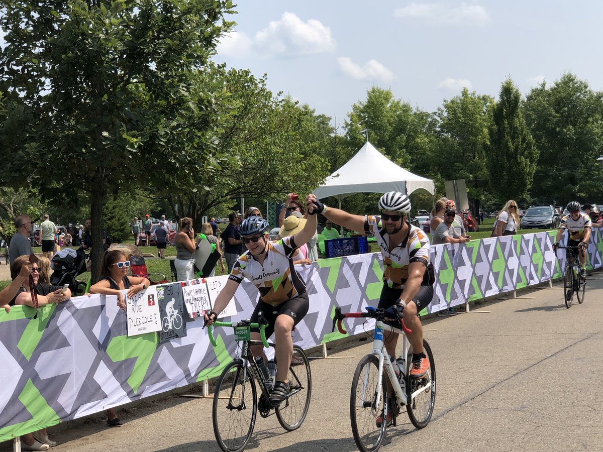 SCpeloton's tweet photo. Nothing beats that just 'crossed the finish line' feeling!!! 😃😎 #SimplyCommunity #OneGoal https://t.co/Hr5U4eDOfR