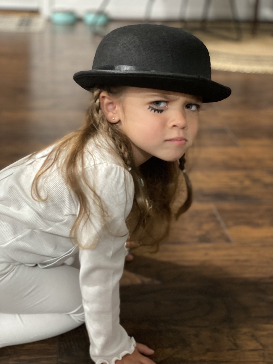 MusicDecors's tweet photo. What would be a good soundtrack for this little clockwork orange?💀 https://t.co/dgUQIJEyox