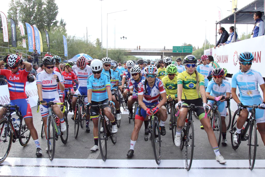 facebook.com/nuestrociclism…
Campeonato Panamericano #Ciclismo🇦🇷<a href="/sisanjuanok/">sisanjuanok</a>, a 30días del evento Continental, 1ra Nómina oficial de una Selección
#Colombia🇨🇴vigente campeona🏆en Sto Domingo🇩🇴2021 encabeza <a href="/SebasMolano_/">Sebastian Molano</a>
#OjoAlDato <a href="/WalterV16/">walter vargas alzate</a>&amp; <a href="/NelsonSotoM/">Nelson Soto M.</a> en procura de imponer RÉCORDS