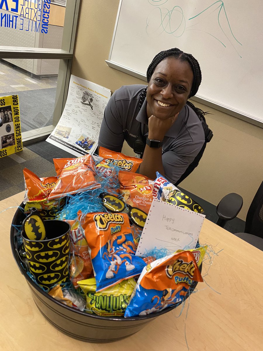 CSIAmanda's tweet image. Thank you @GP911Comm for all of your hard work! Y’all are the BEST! 💙💙@GrandPrairiePD @GPPDCrimeScene @JonestaCSI