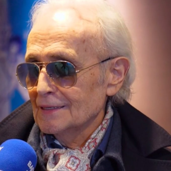 2
Josep Carreras ❤️🌺❤️   sings the miracle of life! 

JC: Josep Carreras - "We will definitely try to do our best. We hope that what we prepare will meet the expectations of the audience and that everyone will be happy"