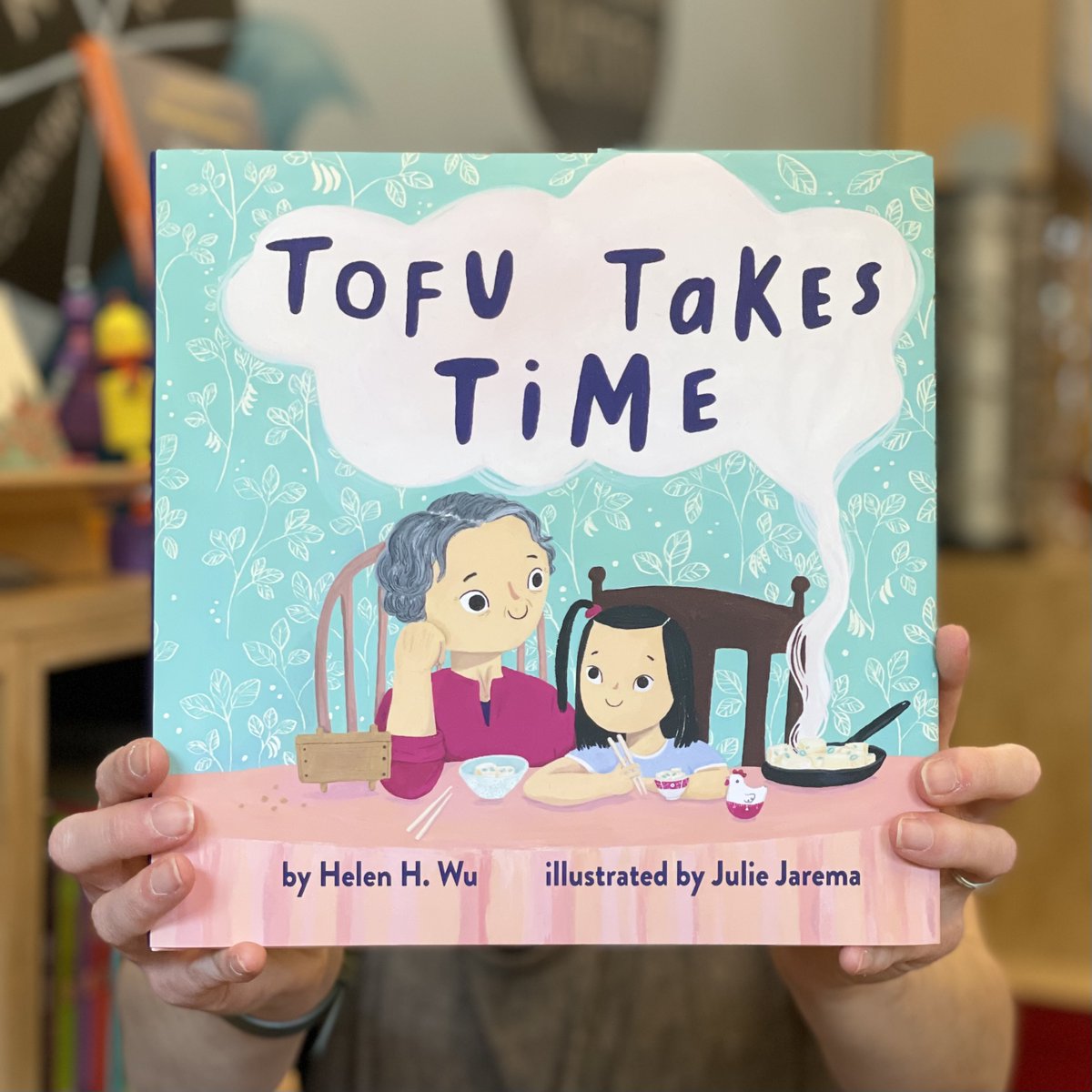 AvidBookshop's tweet photo. *EVENT ANNOUNCEMENT*  Avid bookseller/subscriptions manager/writer/illustrator Julie Jarema accomplished something huge: her debut picture book is in the world!

@HelenHWu @RainbowFish523 @BeamingBooksMN #AvidEvents #DebutPictureBook #KidLit #DebutAuthor #DebutIllustrator https://t.co/A9SsANkKfw