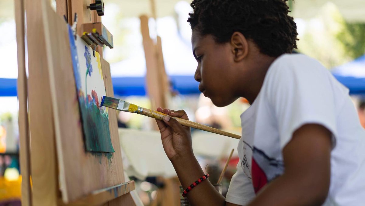AlexeySteele's tweet photo. Was very special to celebrate or latest art contest winners at #EarthDay in the @cityofcarsonca
Thank you, Mayor @luladavisholmes , Mayor Pro Tem  @jawanehilton, Council Members Cedric L. Hicks, Sr., Jim Dear and @arleen_bocatija_rojas for your support&amp; awesome city collaboration https://t.co/DCjL4wqF3d