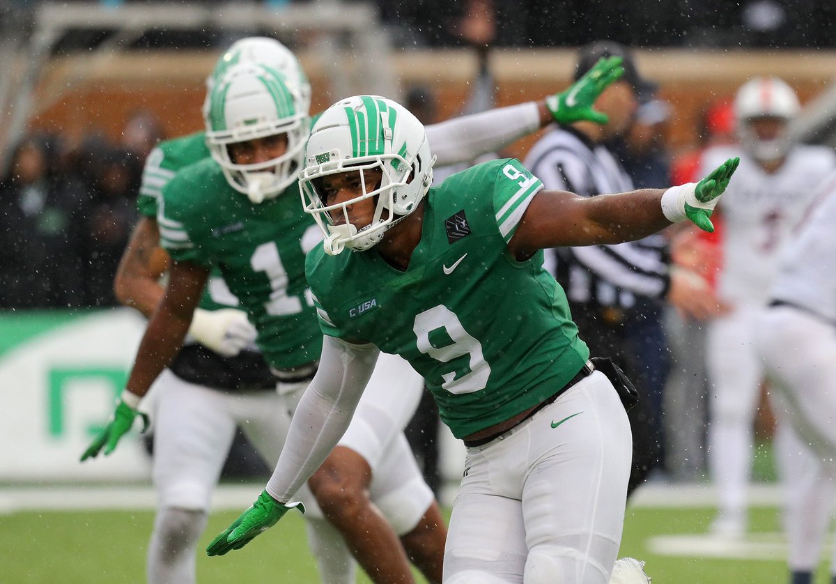 Robert Sanders (@16robertsanders) on Twitter photo Blessed to say I’ve received an offer from North Texas 🟢⚪️!! #GMG <a href="/CoachPetrilli/">Coach Chris Petrilli</a> <a href="/CoachBeck_PTF/">Coach Aaron Beck</a> <a href="/SethLittrell/">Seth Littrell</a> <a href="/CoachPasswaters/">Matthew Passwaters</a> Blessed to say I’ve received an offer from North Texas 🟢⚪️!! #GMG <a href="/CoachPetrilli/">Coach Chris Petrilli</a> <a href="/CoachBeck_PTF/">Coach Aaron Beck</a> <a href="/SethLittrell/">Seth Littrell</a> <a href="/CoachPasswaters/">Matthew Passwaters</a>