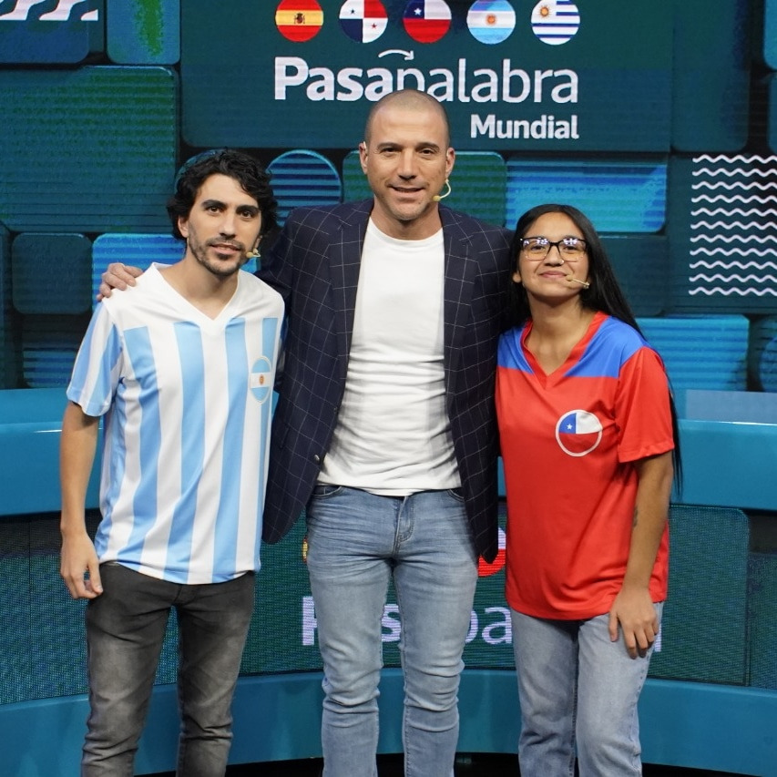 Hola amigxs, veanme hoy en #PasapalabraCHV, saluditos a todos y espero estén muy bien♥️