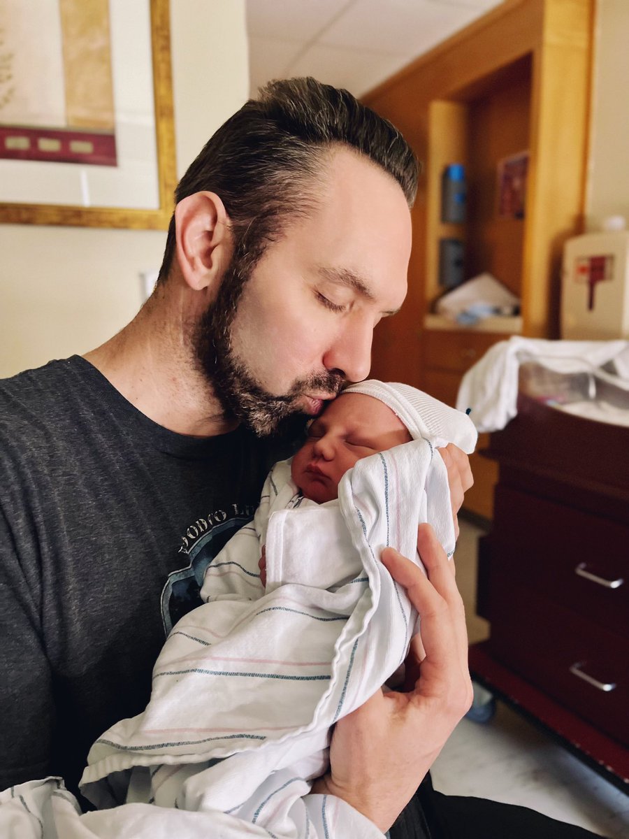 NickGroff_'s tweet image. Excited to announce @Tessa_DelZoppo and my baby boy Luciano Groff into this world! What an incredible experience creating life ❤️
Born 4/12/22 at 2:23am.