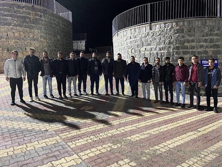 Ak Genç Andırın (@akgencandirinn) on Twitter photo 📍Andırın İftar
İl Gençlik Kolları Başkanımız Feyzullah Eren Aşçı , İlçe Koordinatörümüz, İl Yürütme ve Yönetim Kurulu üyelerimizle, Andırın Teşkilatımız ile bir araya gelerek Hasbihal ettik ..
Andırın 2023’e hazır.😎<a href="/ferenasci/">Feyzullah Eren Aşçı</a> @akgenclikkahramanmaras @nfpksy 📍Andırın İftar
İl Gençlik Kolları Başkanımız Feyzullah Eren Aşçı , İlçe Koordinatörümüz, İl Yürütme ve Yönetim Kurulu üyelerimizle, Andırın Teşkilatımız ile bir araya gelerek Hasbihal ettik ..
Andırın 2023’e hazır.😎<a href="/ferenasci/">Feyzullah Eren Aşçı</a> @akgenclikkahramanmaras @nfpksy