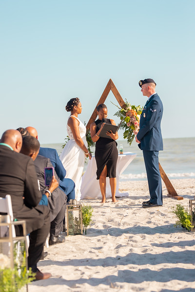 ExperienceLove3's tweet photo. Wedding Highlight &amp; Decor for Katherine &amp; Christian https://t.co/v7hI1QVEod