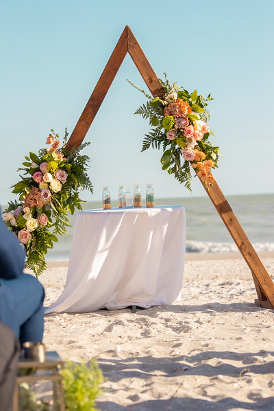 ExperienceLove3's tweet photo. Wedding Highlight &amp; Decor for Katherine &amp; Christian https://t.co/v7hI1QVEod
