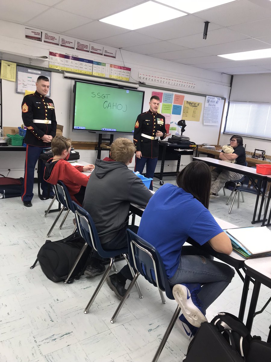 BannerWildcats's tweet photo. The 8th graders learning about the military today is study skills. https://t.co/enyaV4kOA2