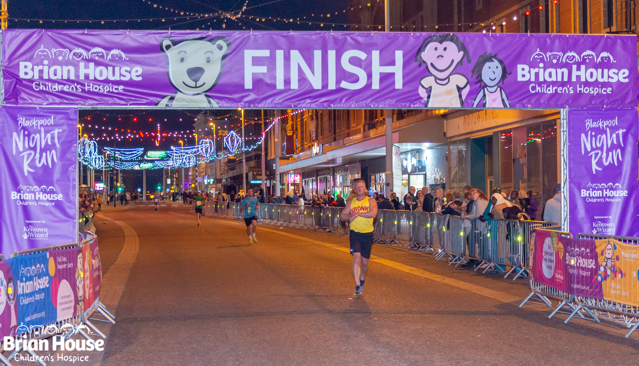 VisitBlackpool on Twitter: "Entries are now open for the Blackpool Night Run  🏃 The popular organised run, which sees thousands of runners take their  mark for a charity dash down the traffic-free