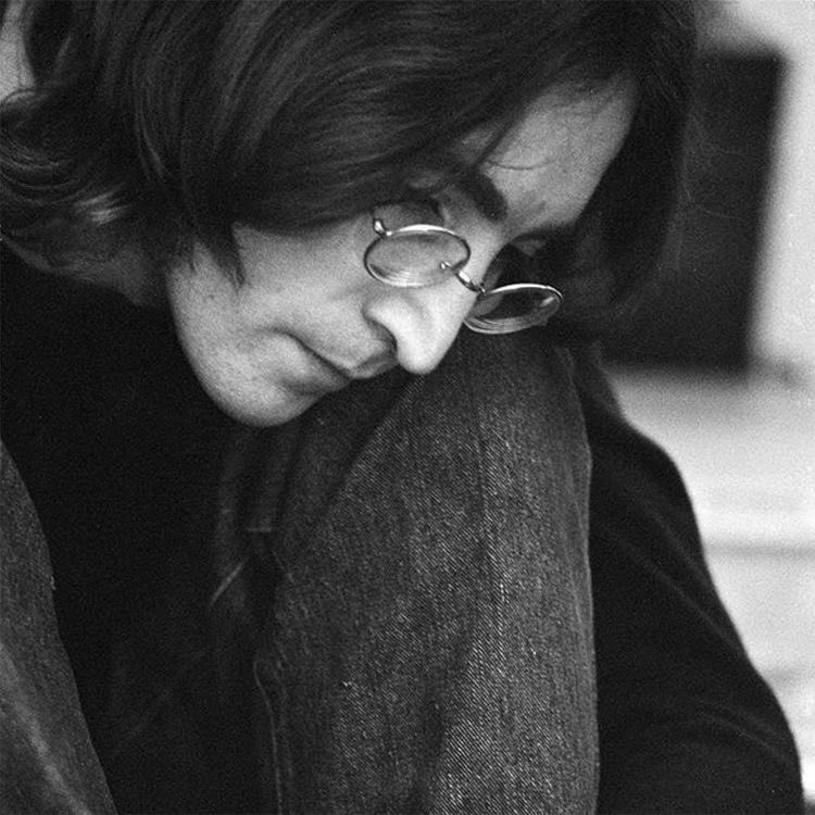 charmy_app's tweet photo. John Lennon’ın biyografi filmi için çalışmalara başlandı. 🌚

#JohnLennon https://t.co/Wtu5Vs11fS