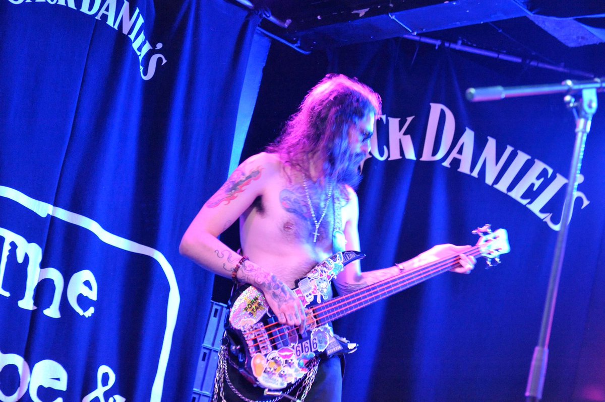 buildamusician tweet picture